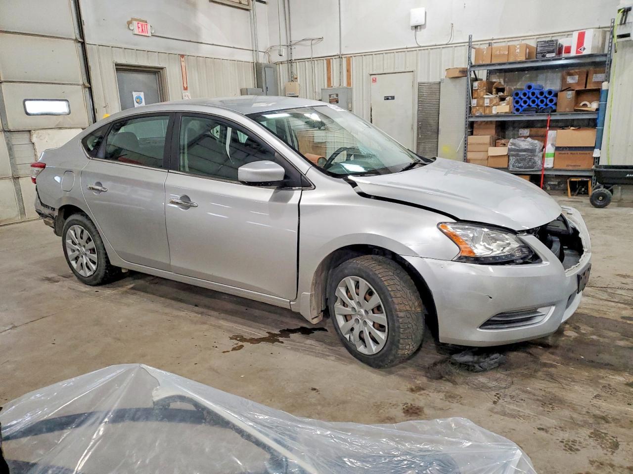 2014 Nissan Sentra S - Фото 4
