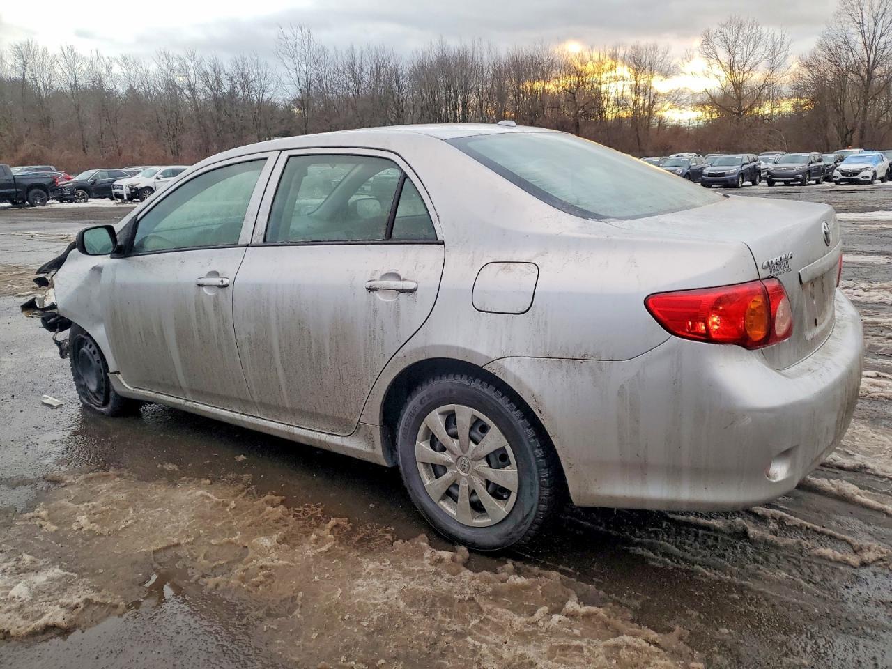 2009 Toyota Corolla Base - Фото 2