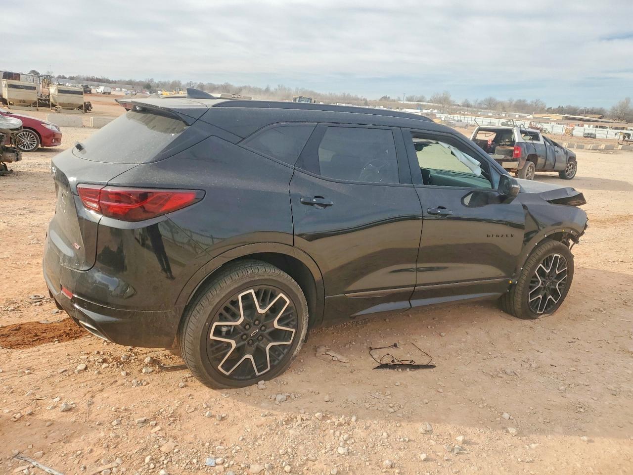2025 Chevrolet Blazer Rs - Image 3