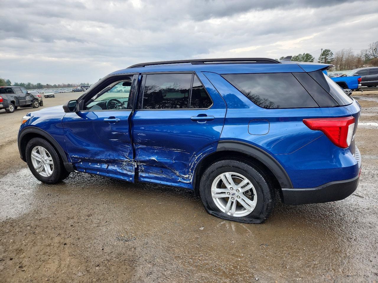2021 Ford Explorer Xlt - Image 2