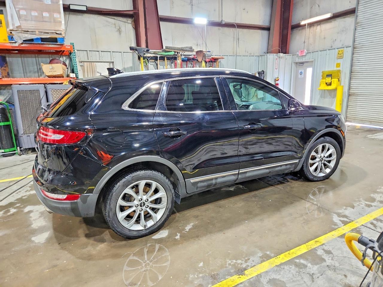 2017 Lincoln Mkc Select - Image 3