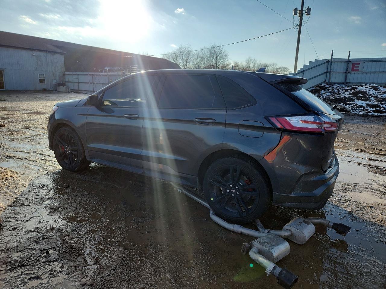 2019 Ford Edge St - Image 2