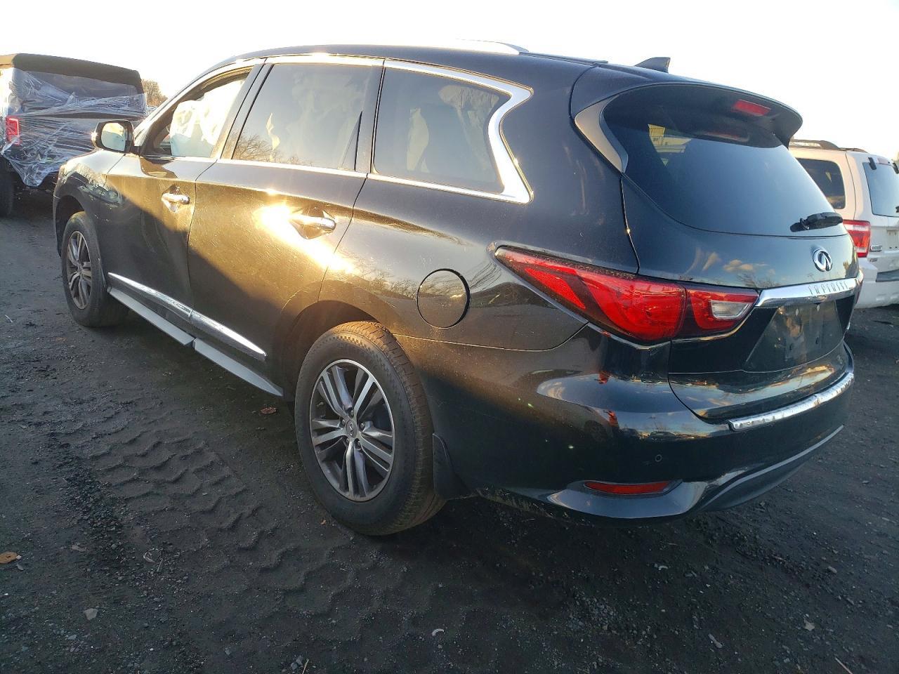 2016 Infiniti Qx60 - Image 2