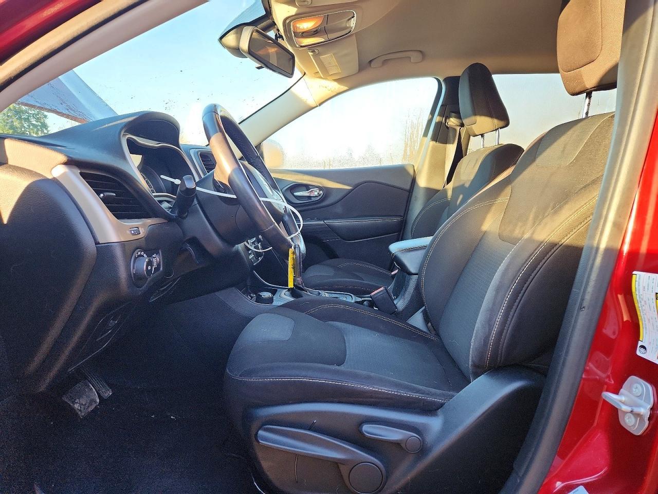 2015 Jeep Cherokee Latitude - Image 7