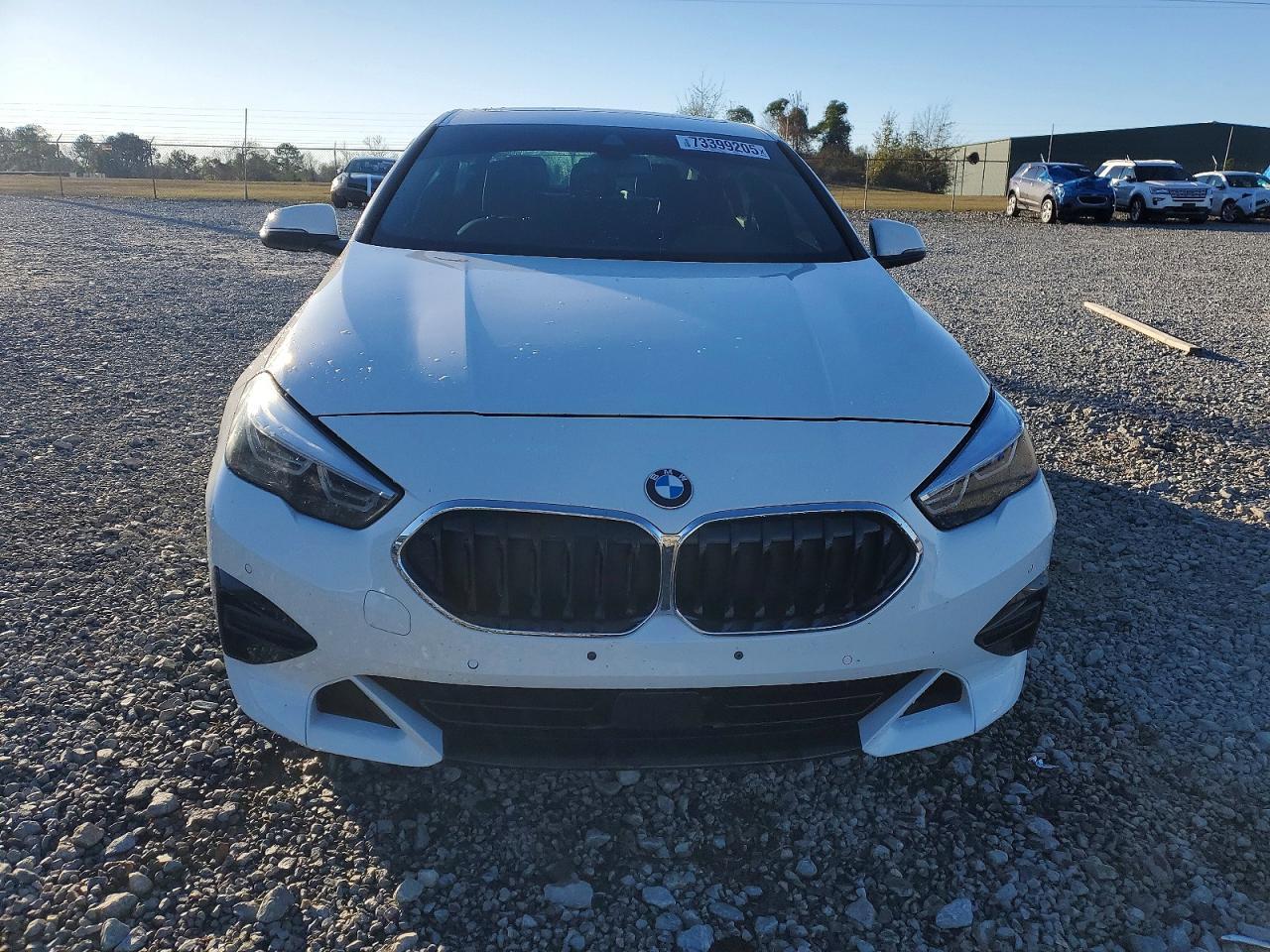 2022 BMW 228Xi - Фото 5