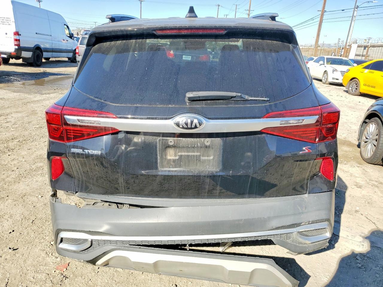 2021 Kia Seltos S - Image 6