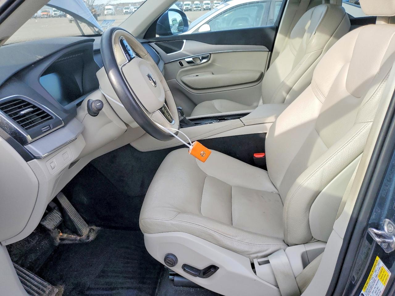 2021 Volvo Xc90 T5 Momentum - Фото 7