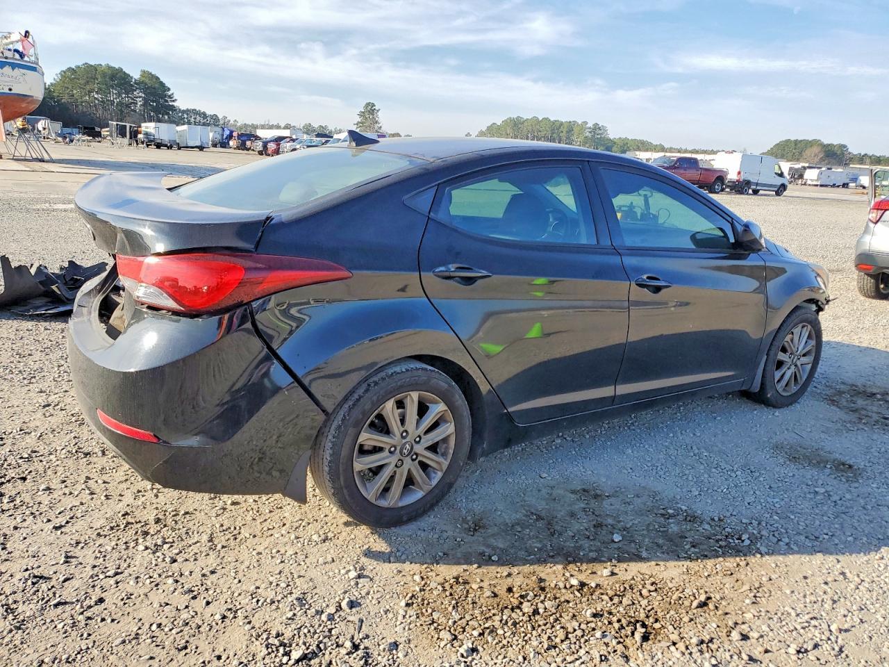 2014 Hyundai Elantra - Image 3
