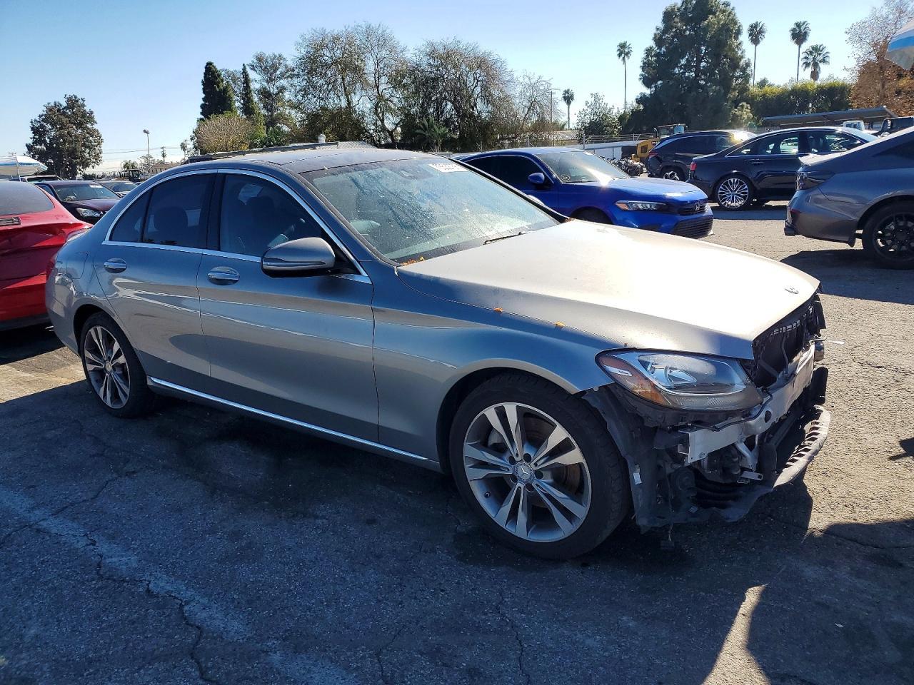 2016 Mercedes-Benz C 300 4Matic - Фото 4