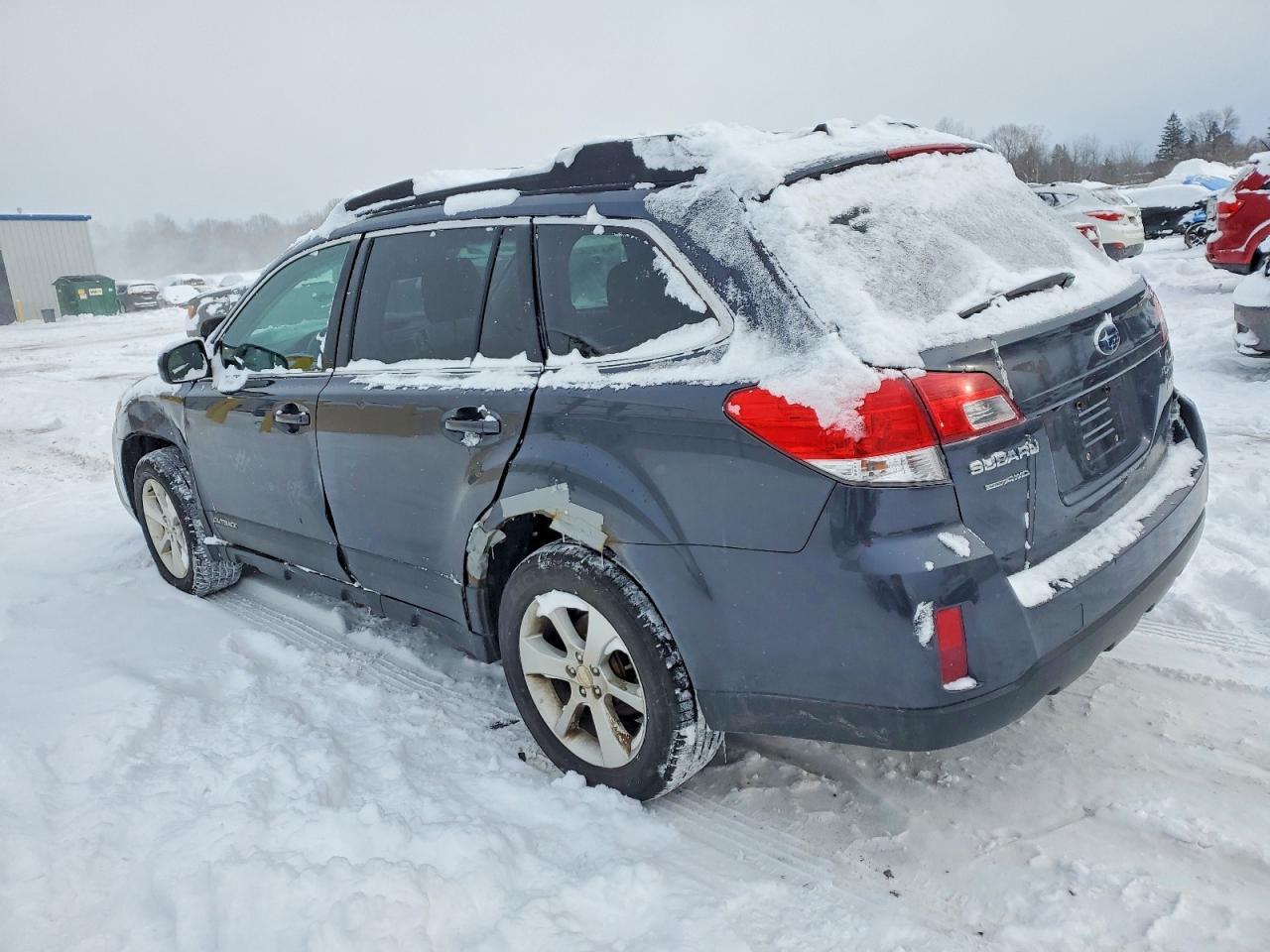 2013 Subaru Outback 2.5I Limited - Фото 2