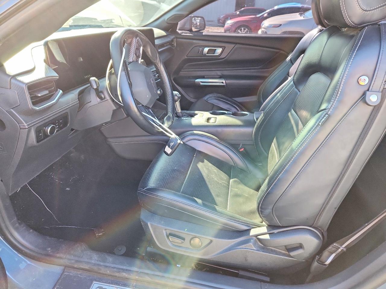 2024 Ford Mustang - Image 7