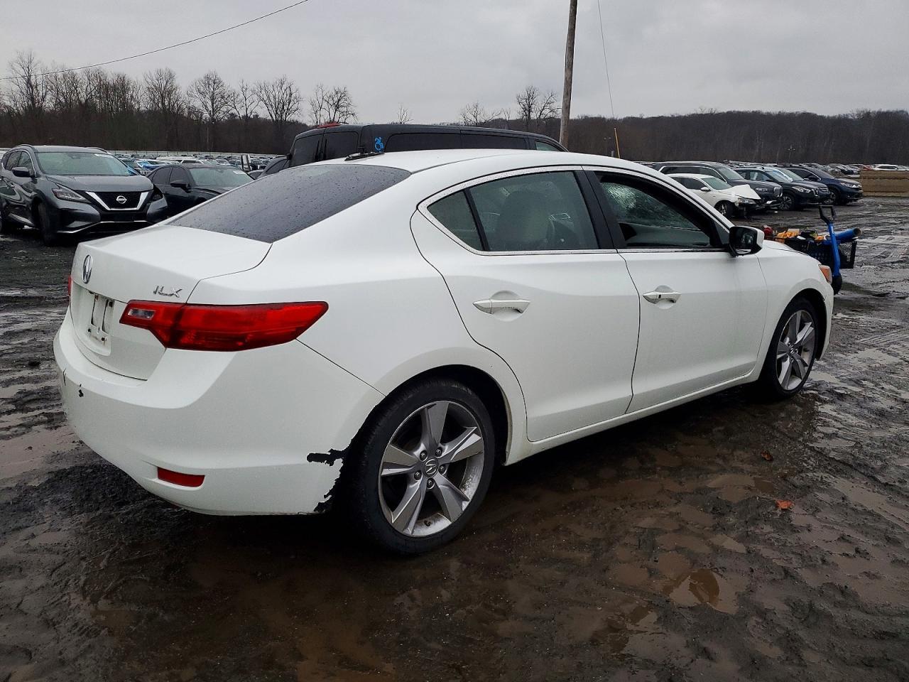 2014 Acura Ilx 20 Tech - Фото 3