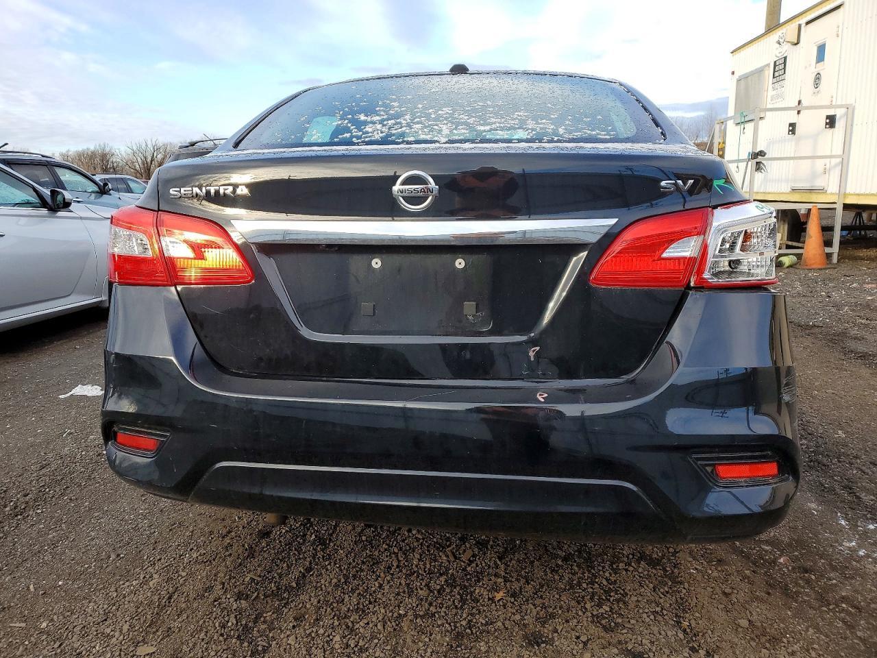 2019 Nissan Sentra S - Image 6