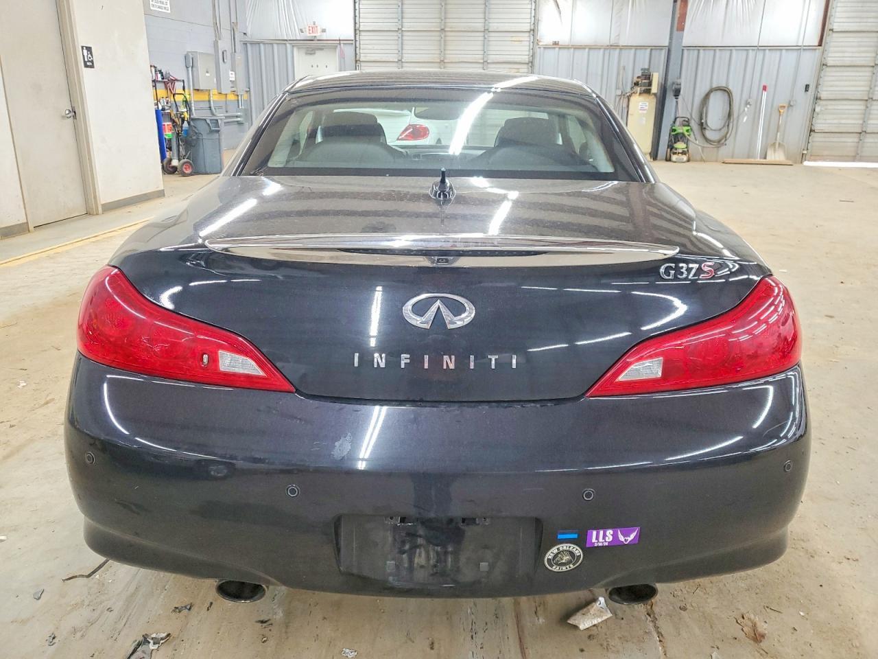 2012 Infiniti G37 Base - Image 6