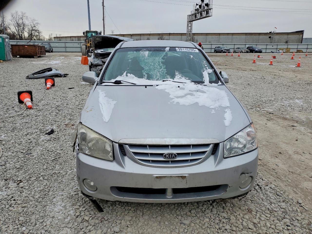 2005 Kia Spectra Lx - Image 5