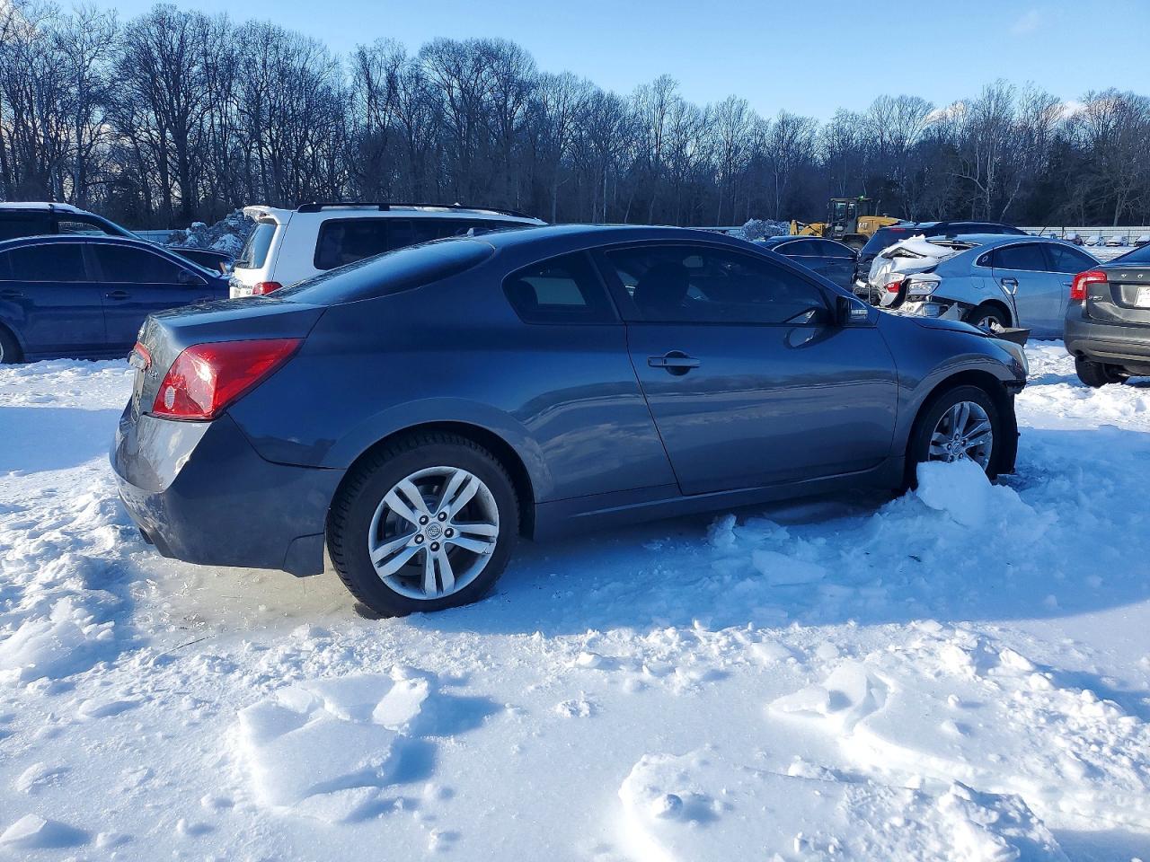 2012 Nissan Altima 2.5 S - Фото 3