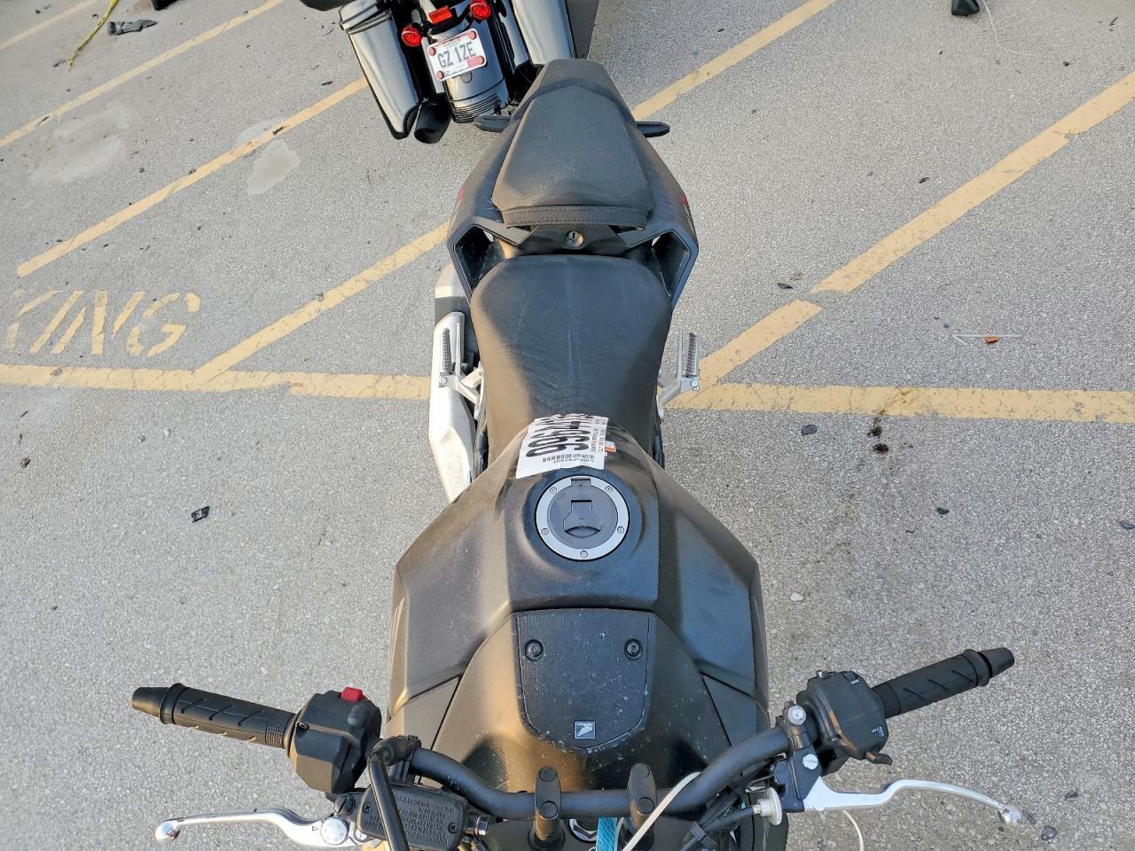 2025 Honda Cb750 A - Фото 5