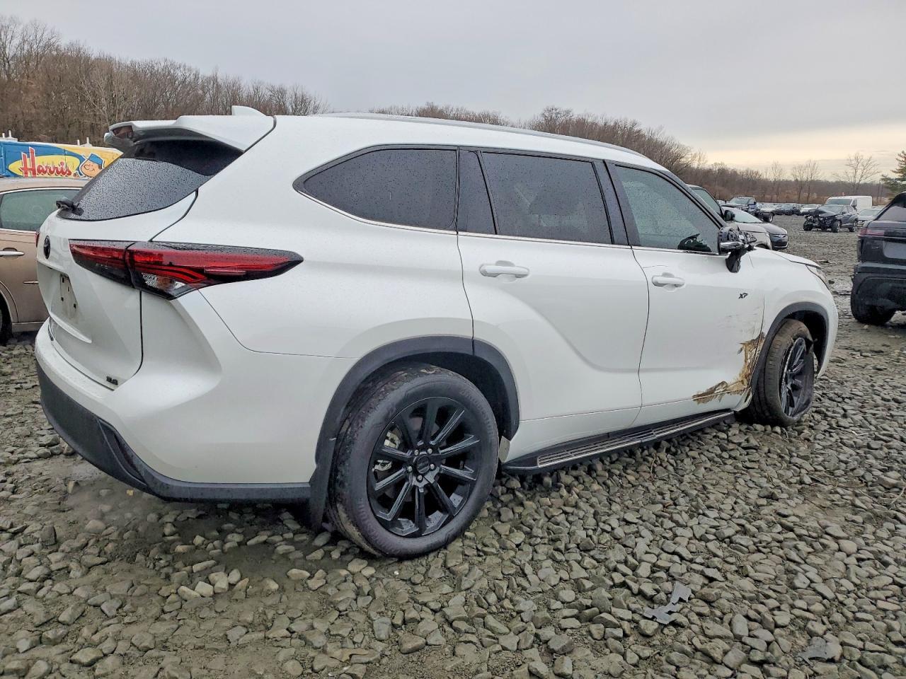 2024 Toyota Highlander Le - Фото 3