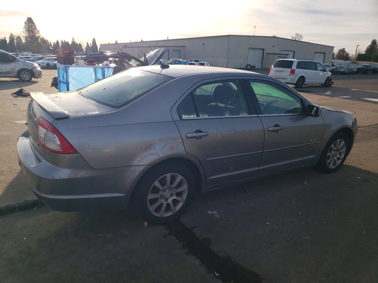 2008 Mercury Milan - Image 3