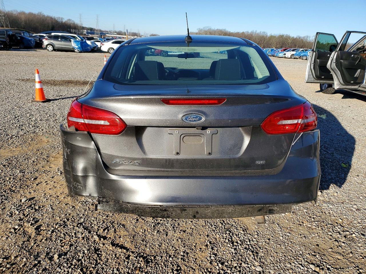 2018 Ford Focus Se - Фото 6
