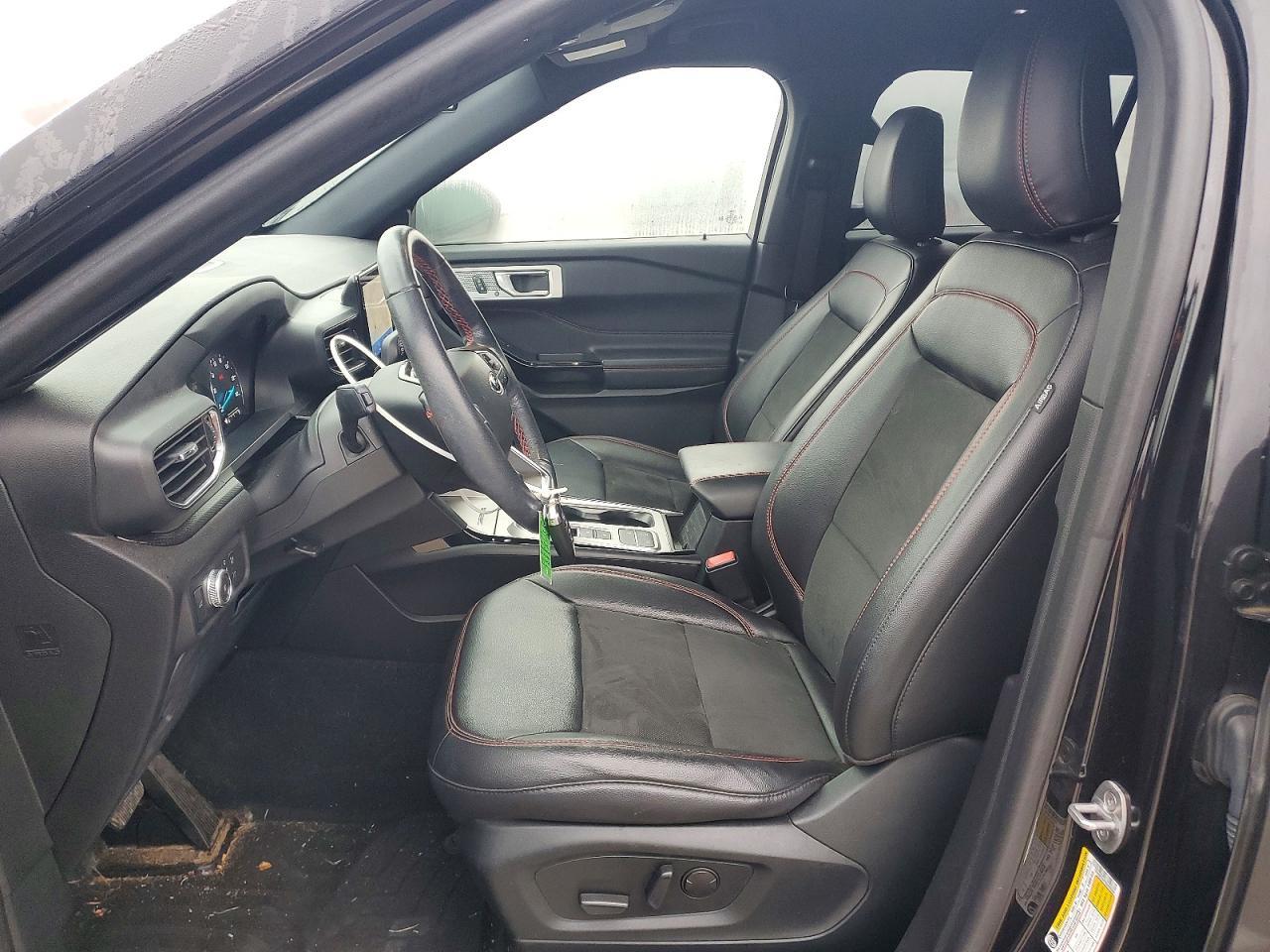 2022 Ford Explorer St-Line - Фото 7