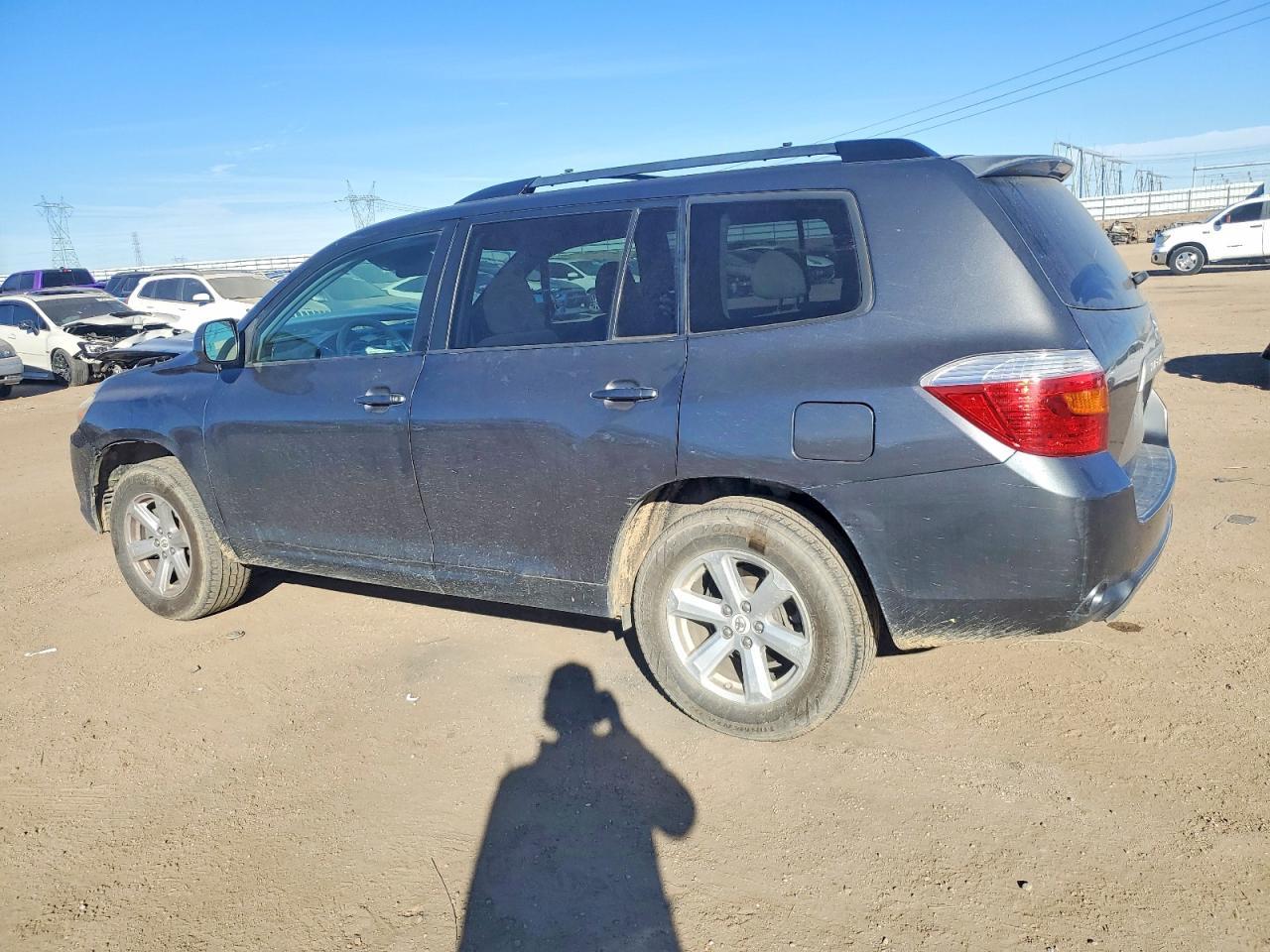 2010 Toyota Highlander - Фото 2