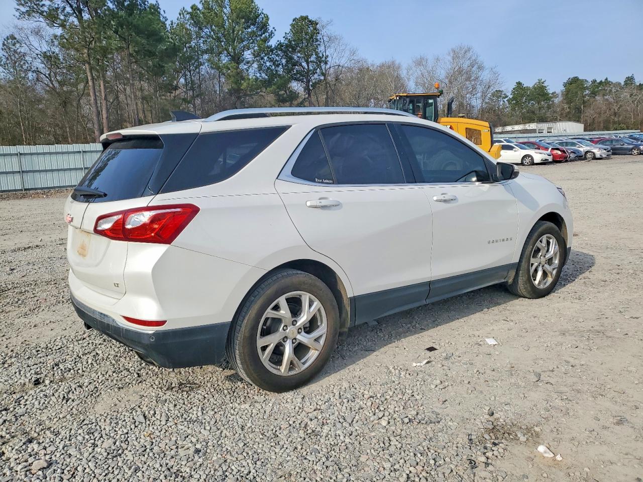 2019 Chevrolet Equinox Lt - Image 3