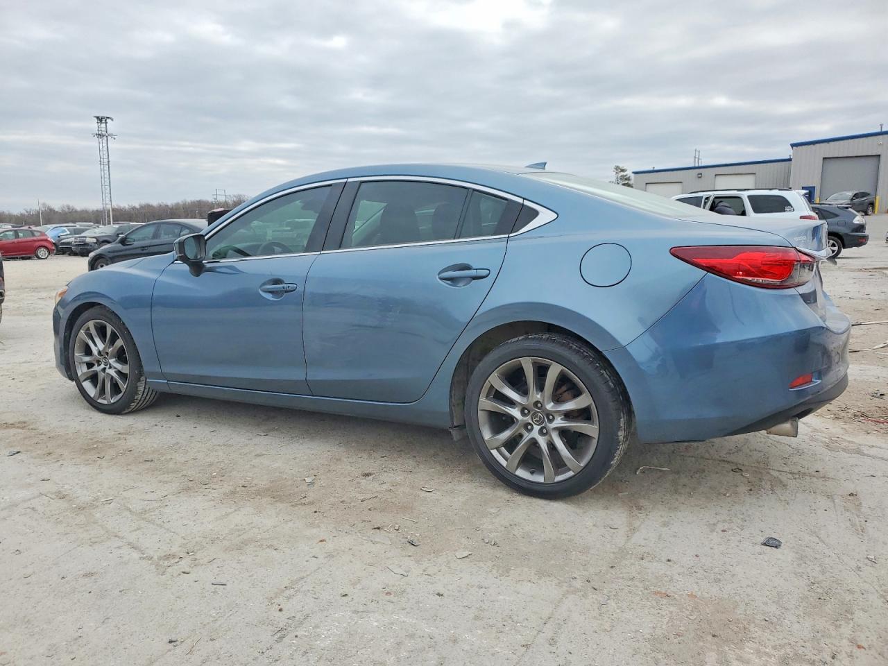 2017 Mazda 6 Touring - Image 2