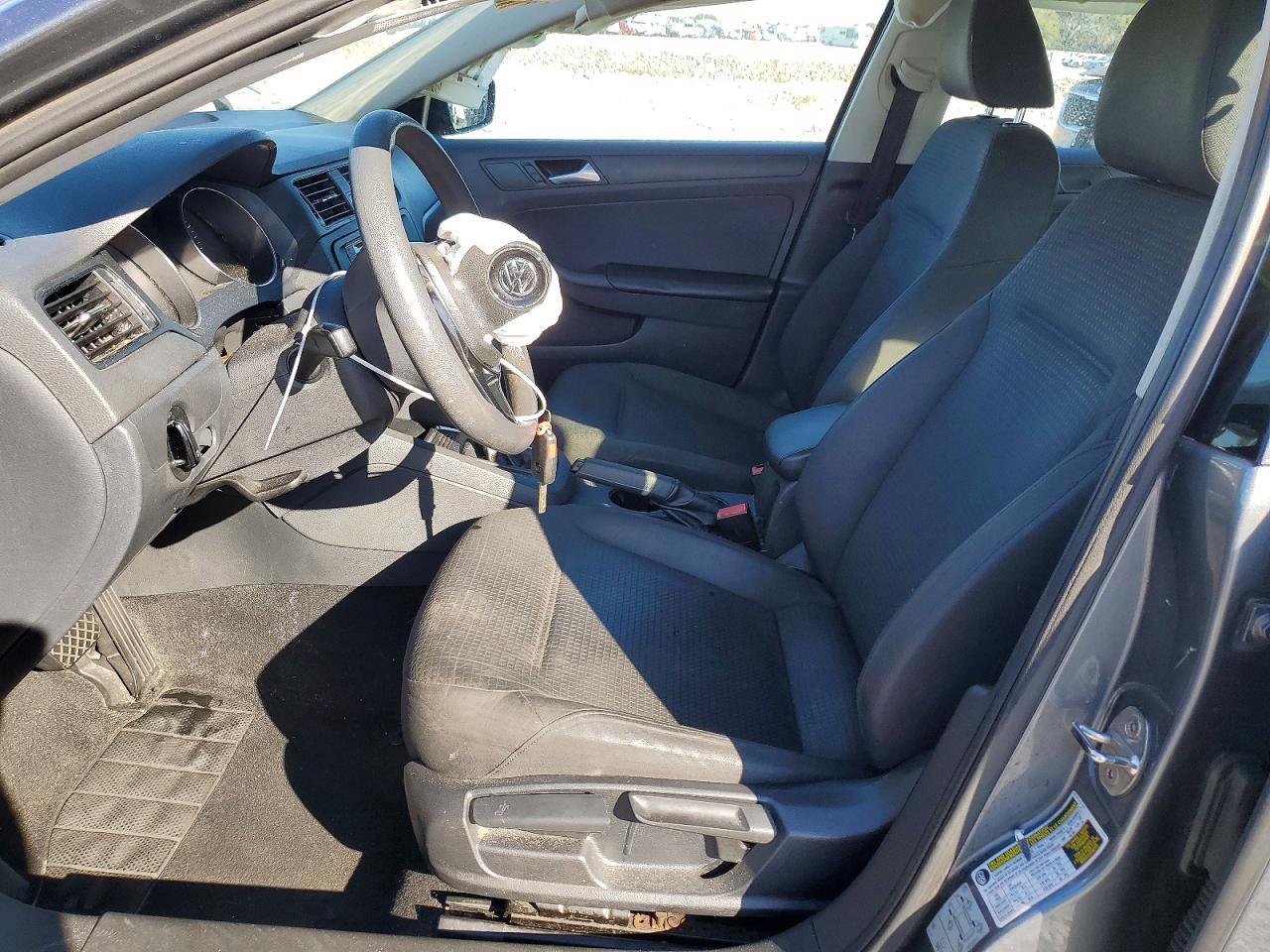 2016 Volkswagen Jetta S - Фото 7