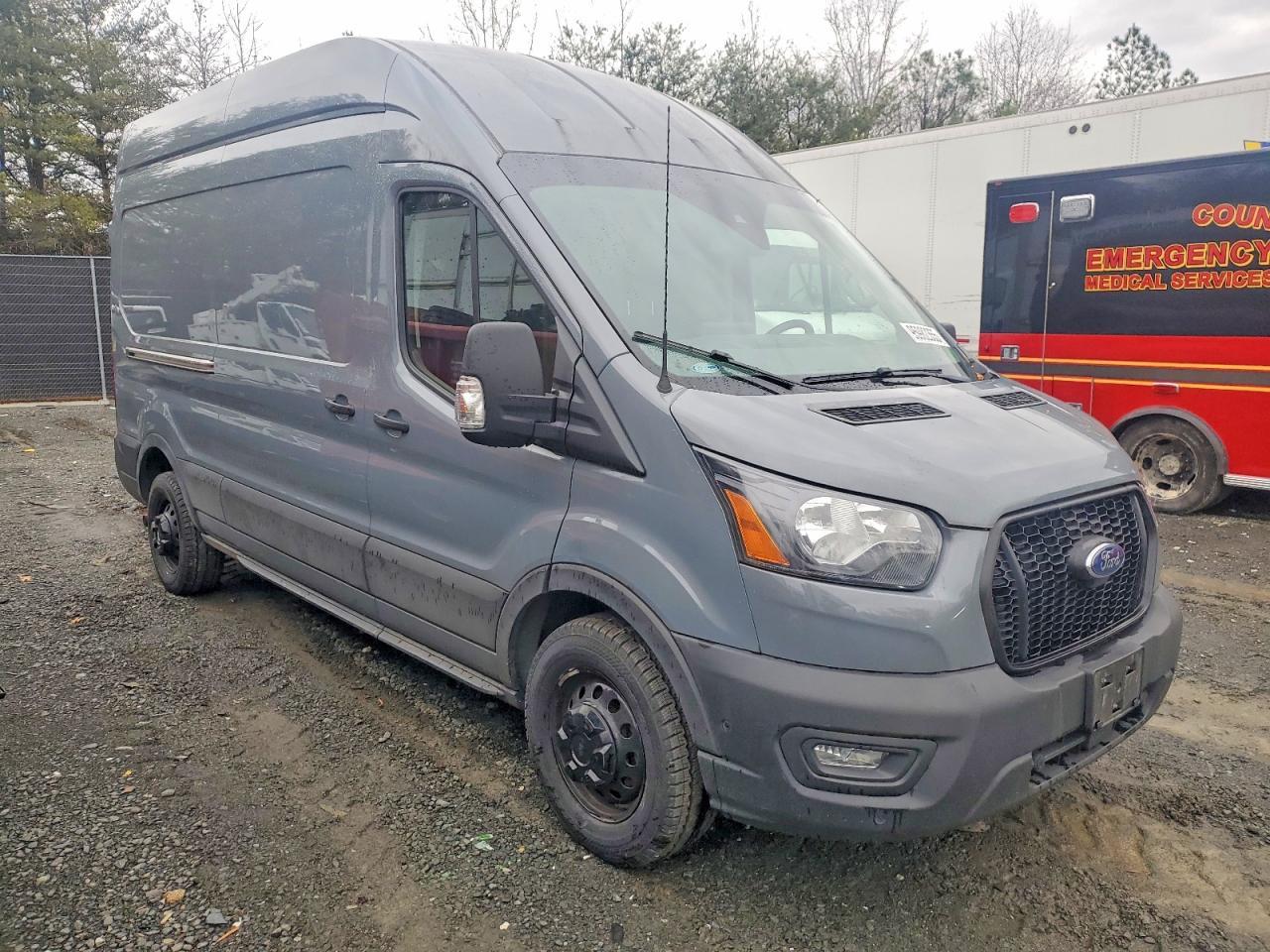 2022 Ford Transit T-250 Delivery Van - Фото 4