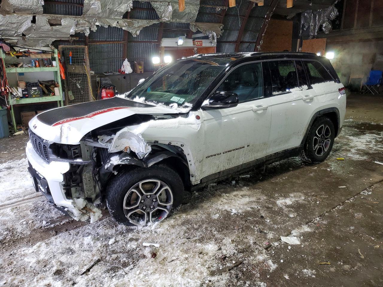 2022 Jeep Grand Cherokee Trailhawk