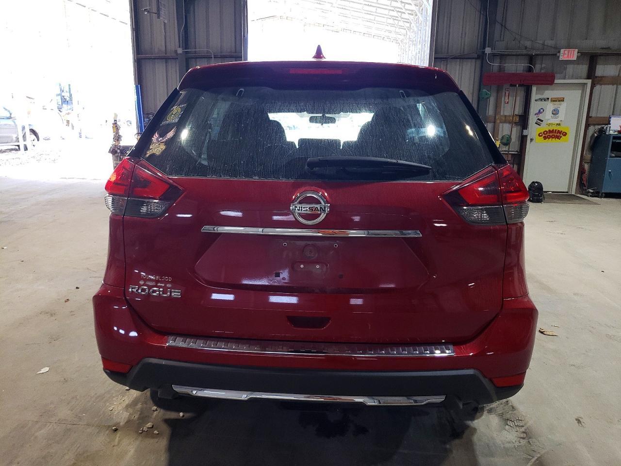 2017 Nissan Rogue S - Фото 6