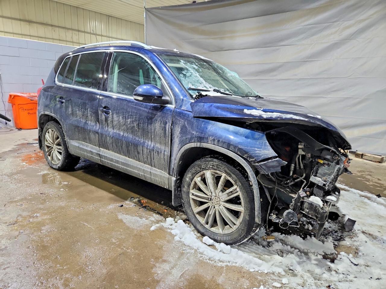 2011 Volkswagen Tiguan S - Фото 4