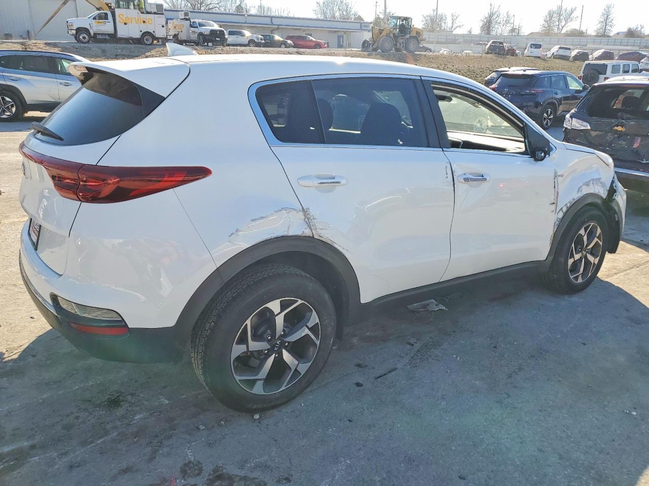 2020 Kia Sportage Lx - Фото 3