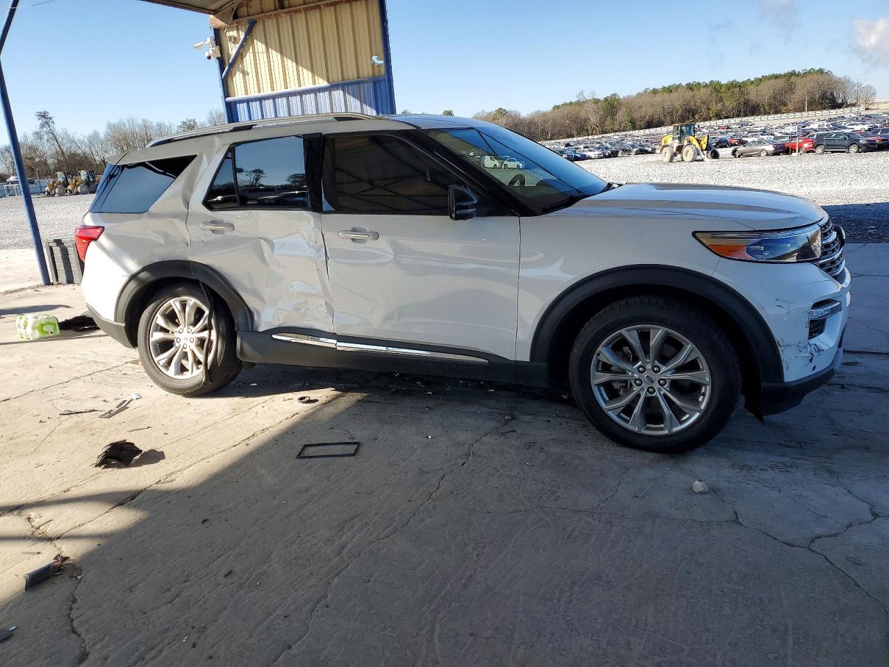 2022 Ford Explorer Limited - Image 4