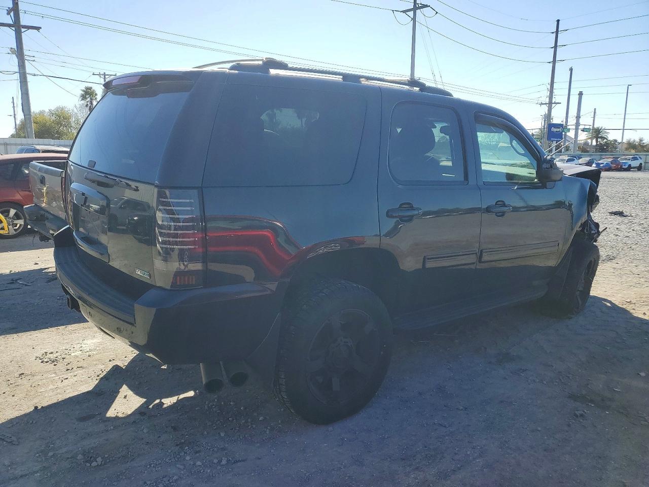 2011 Chevrolet Tahoe K1500 Lt - Image 3
