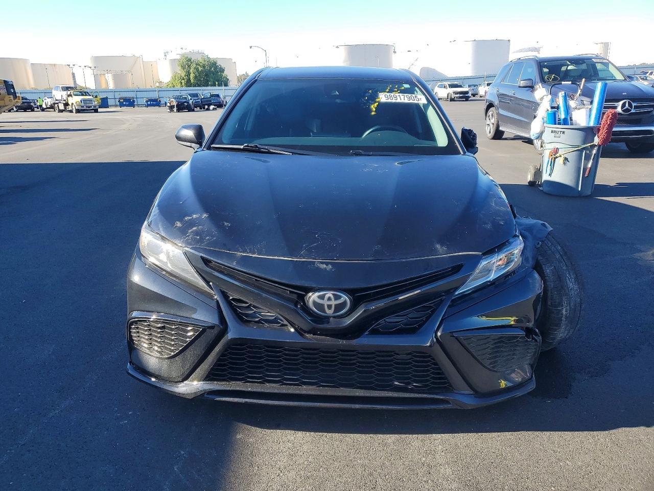 2021 Toyota Camry Se Nightshade - Image 5