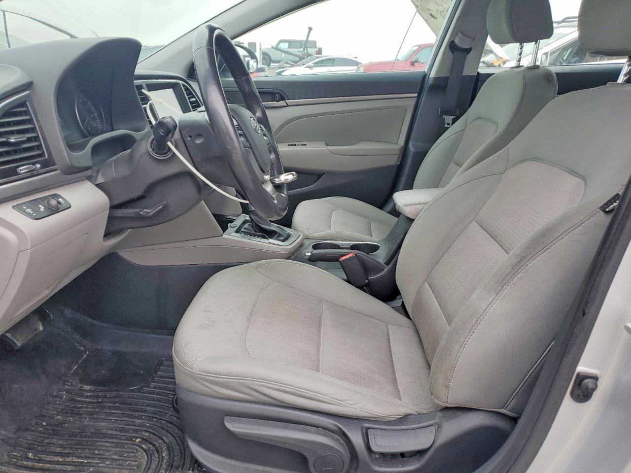 2017 Hyundai Elantra Se - Фото 7