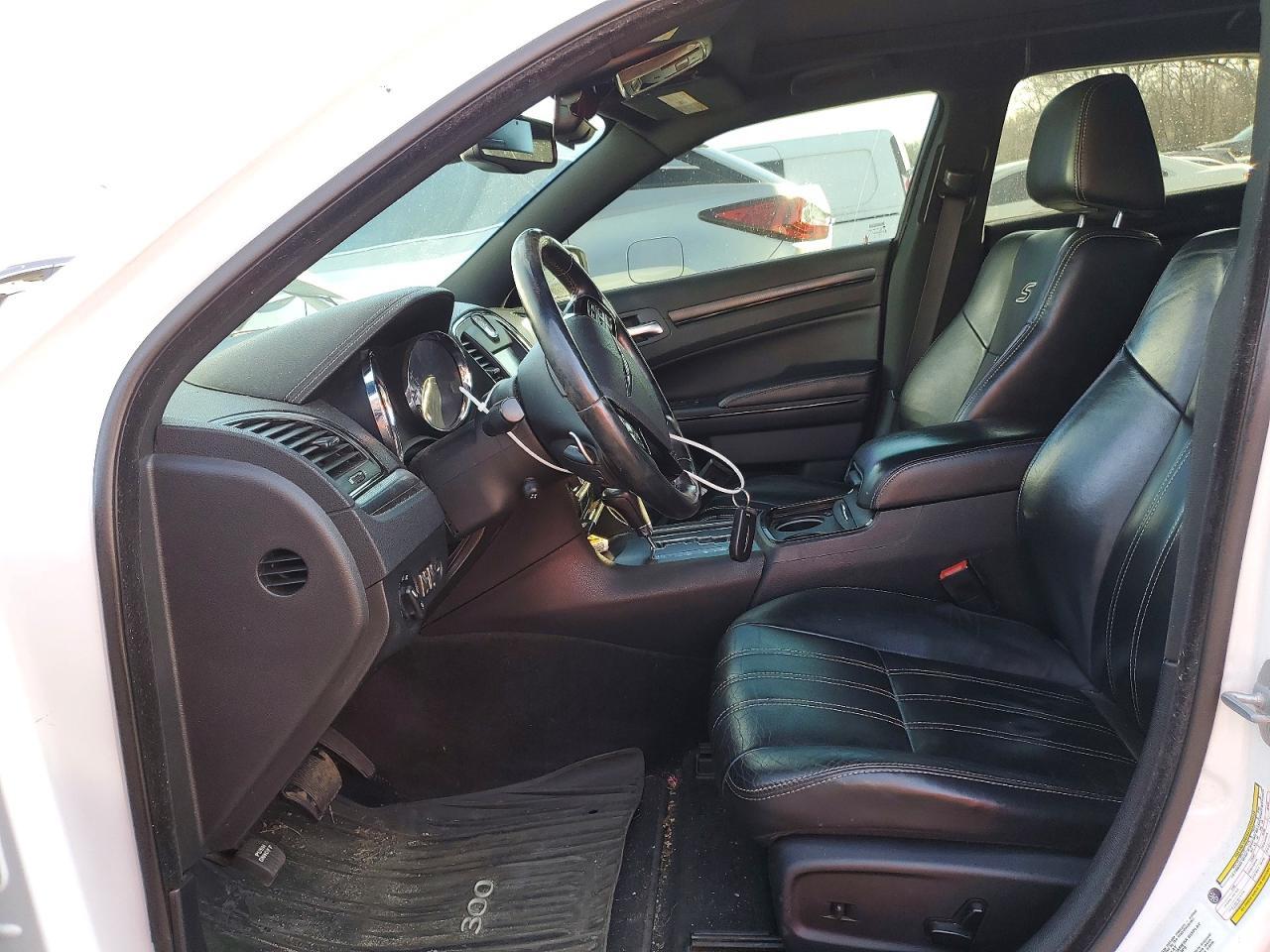 2012 Chrysler 300 S - Фото 7