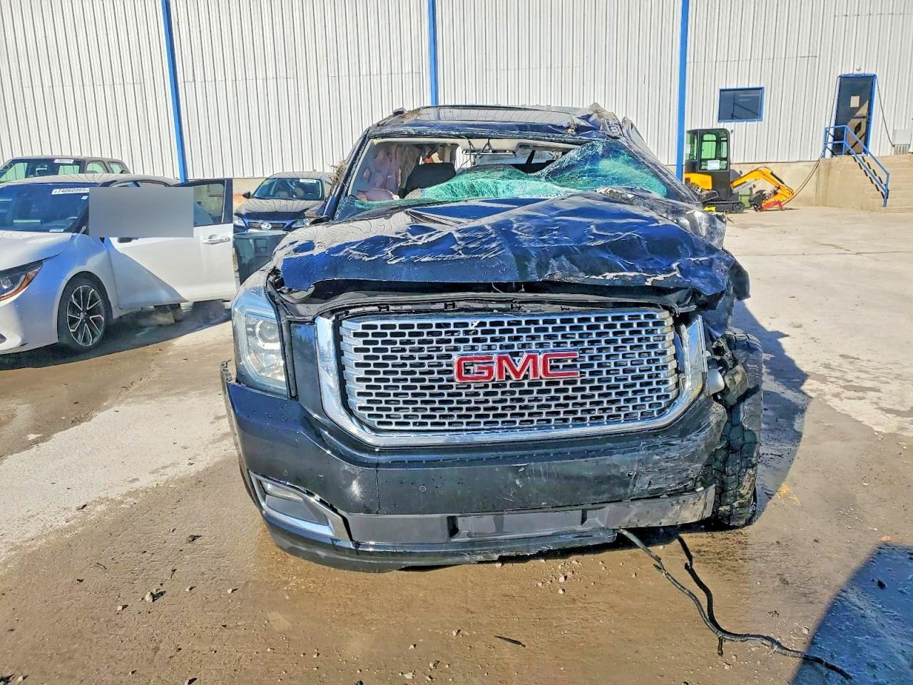 2017 GMC Yukon Xl Denali - Image 5