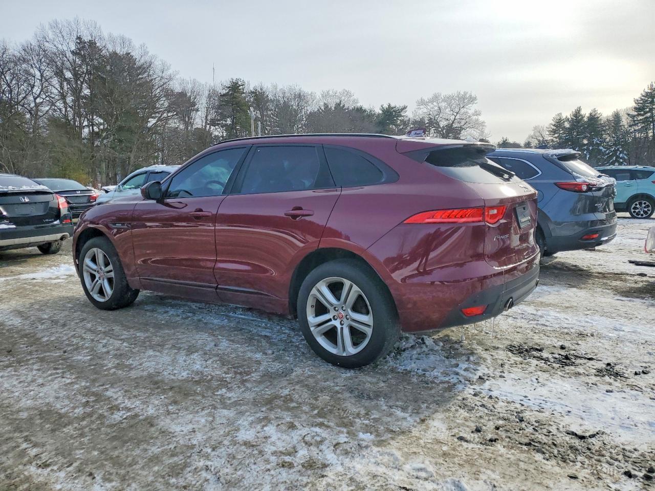 2017 Jaguar F-Pace R - Sport - Фото 2