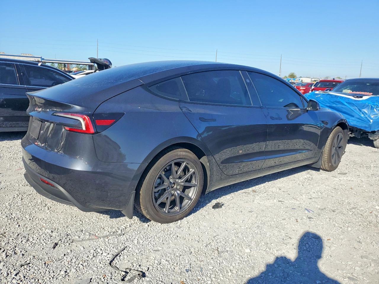 2025 Tesla Model 3 - Image 3