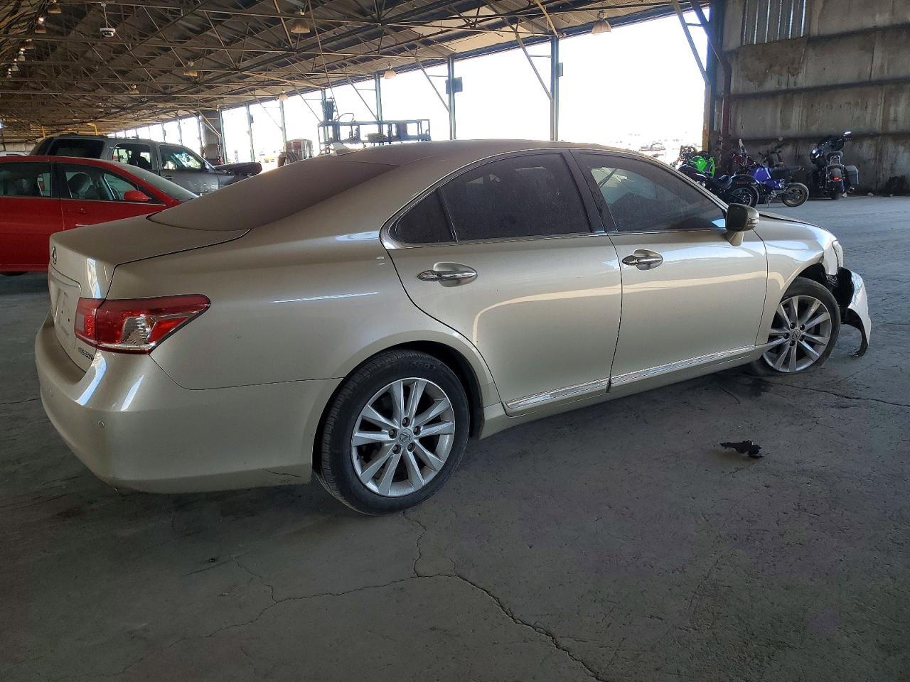 2010 Lexus Es 350 - Image 3