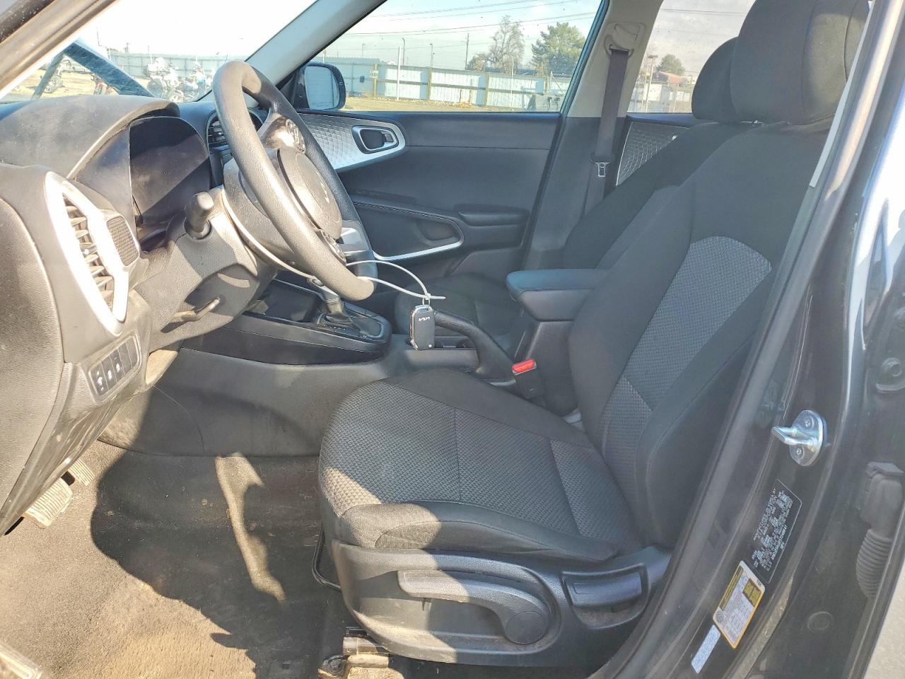 2025 Kia Soul Lx - Image 7