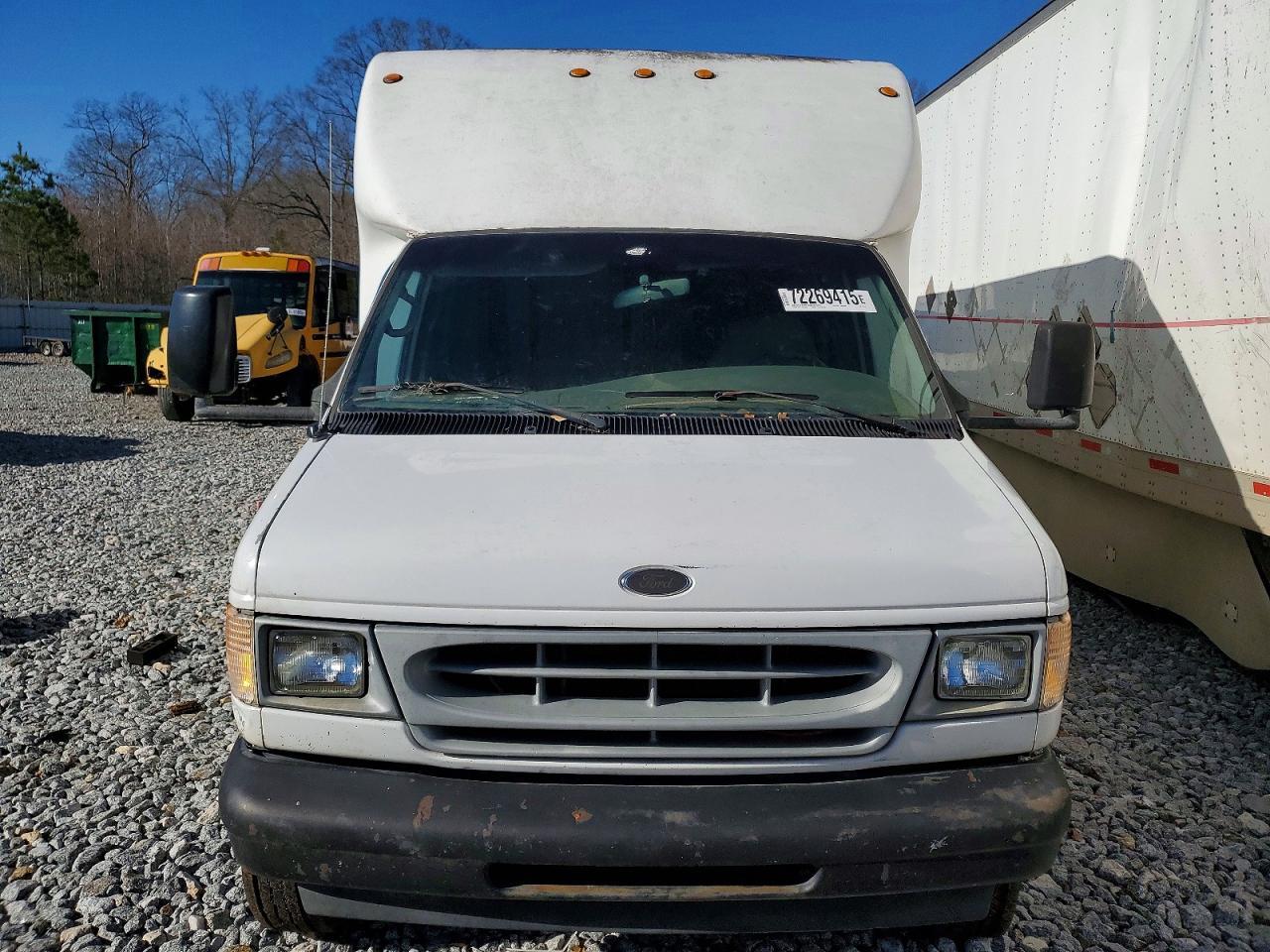 2001 Ford E350 Delivery Truck - Фото 5