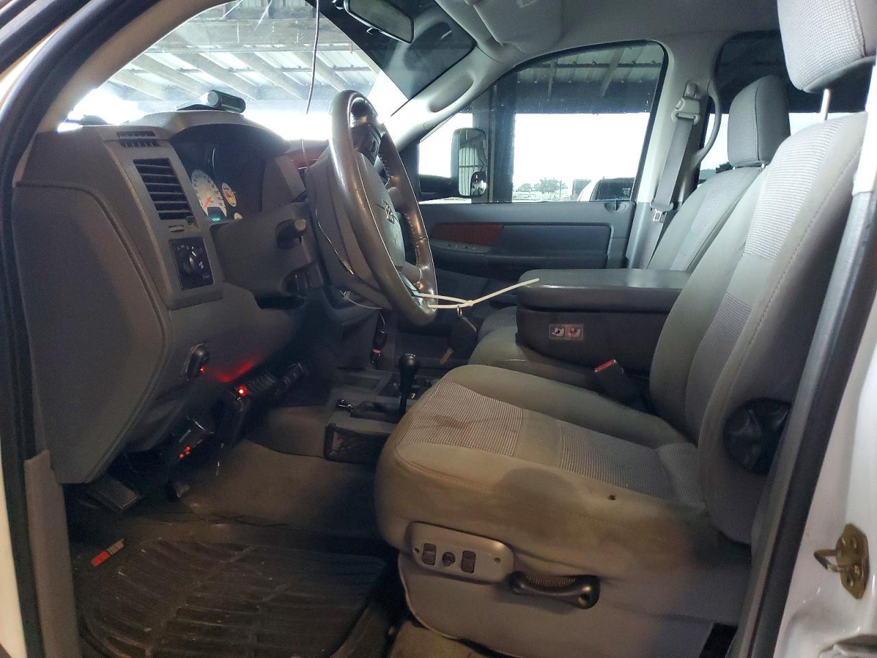 2006 Dodge Ram 2500 St - Фото 7