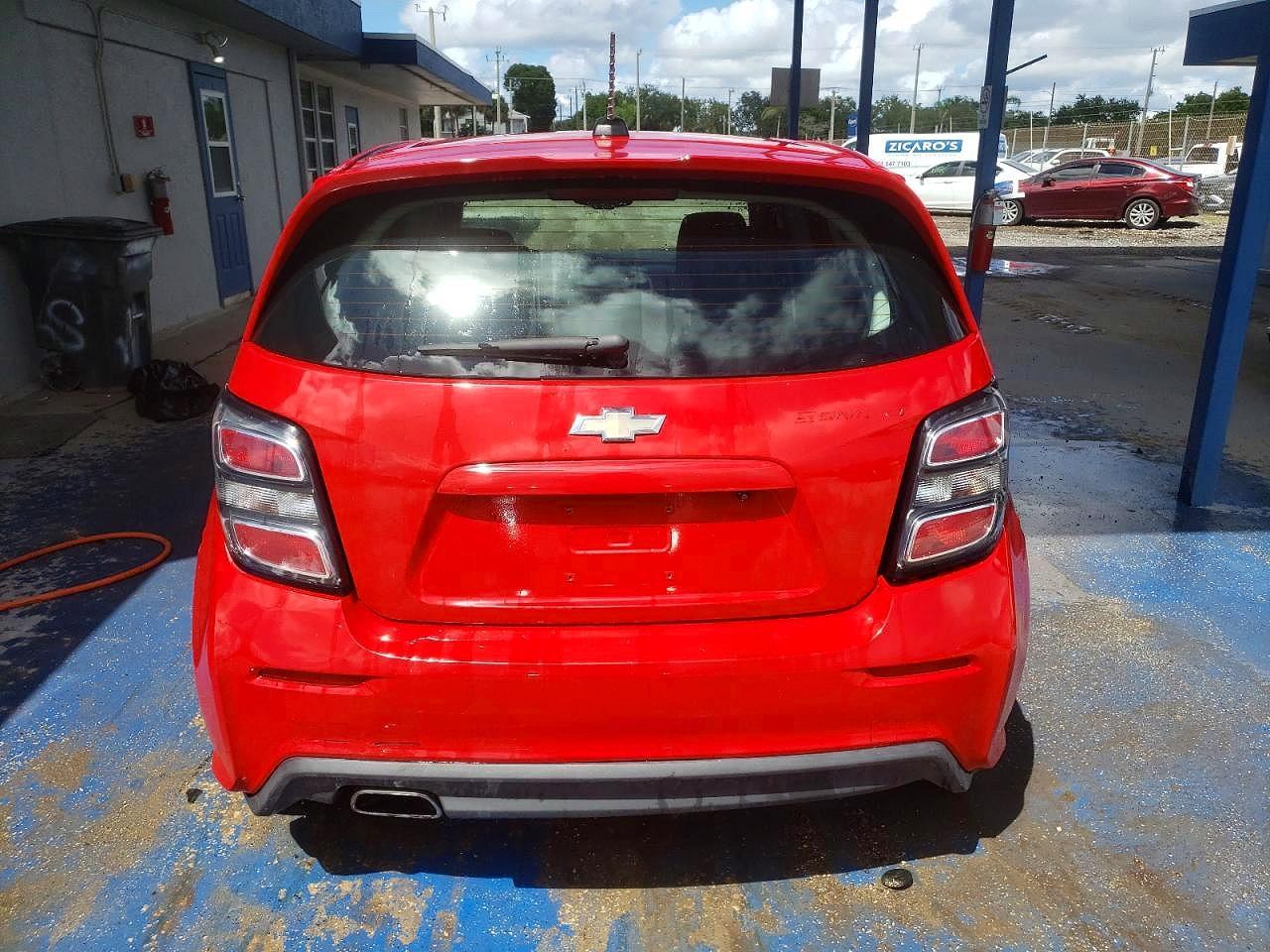 2017 Chevrolet Sonic Lt - Фото 6