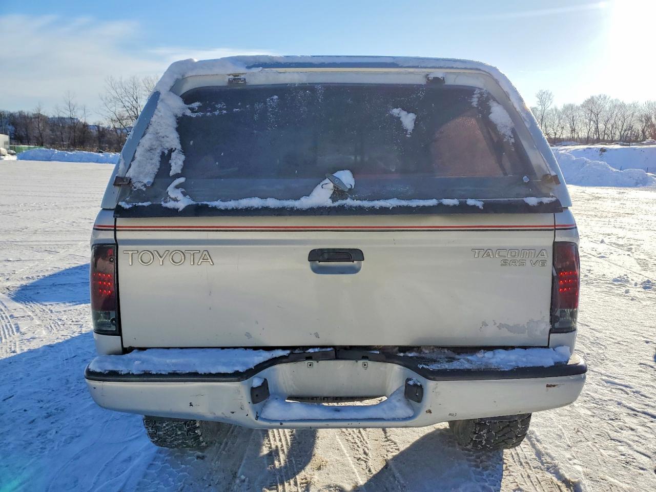 2002 Toyota Tacoma - Фото 6