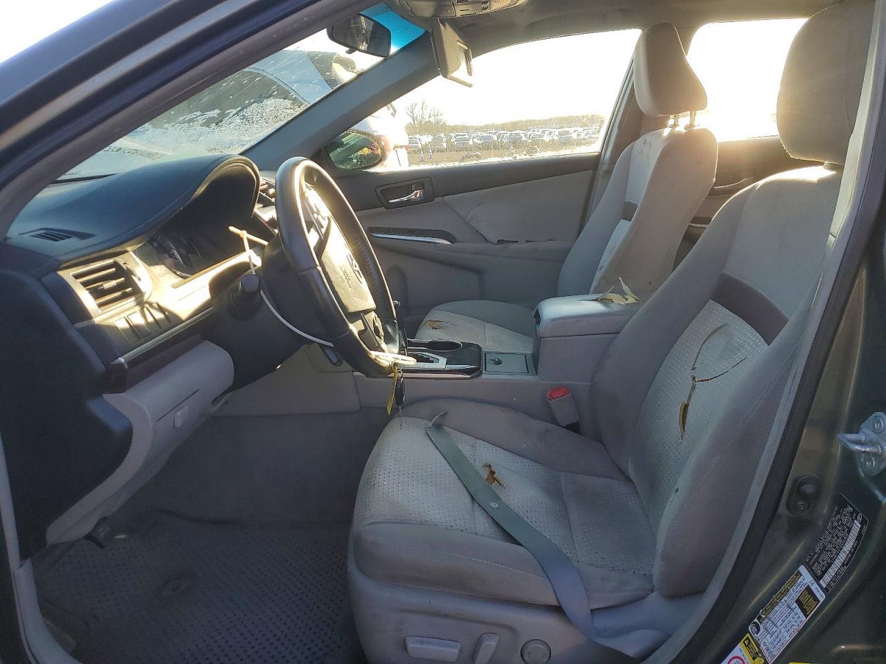 2012 Toyota Camry Base - Фото 7