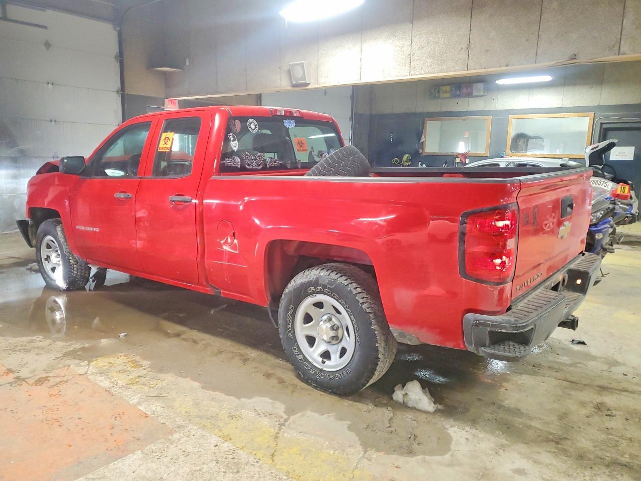 2017 Chevrolet Silverado K1500 - Фото 2